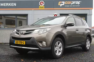 Toyota RAV4 2.0 Exec. Bns 4WD , Airco , Navigatie , Trekhaak , boekjes , Bovag Garantie